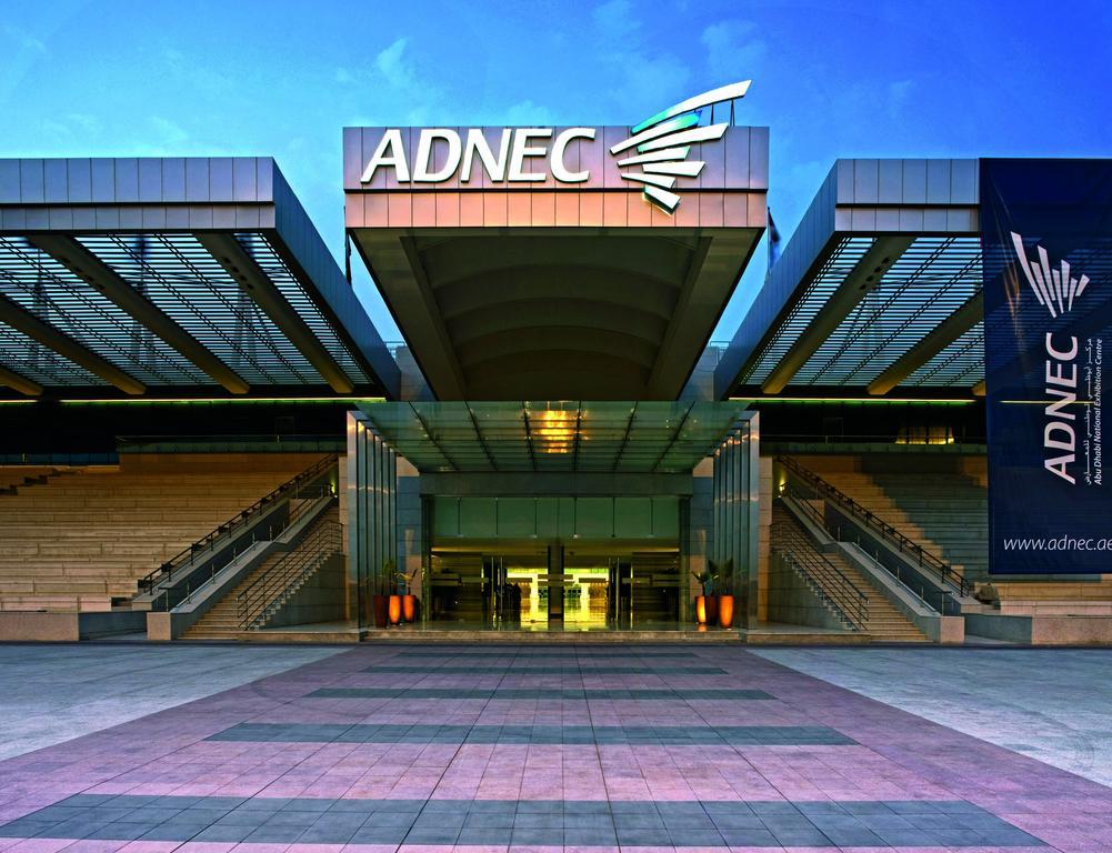 Capital Centre Arjaan By Rotana Aparthotel Абу Даби Екстериор снимка