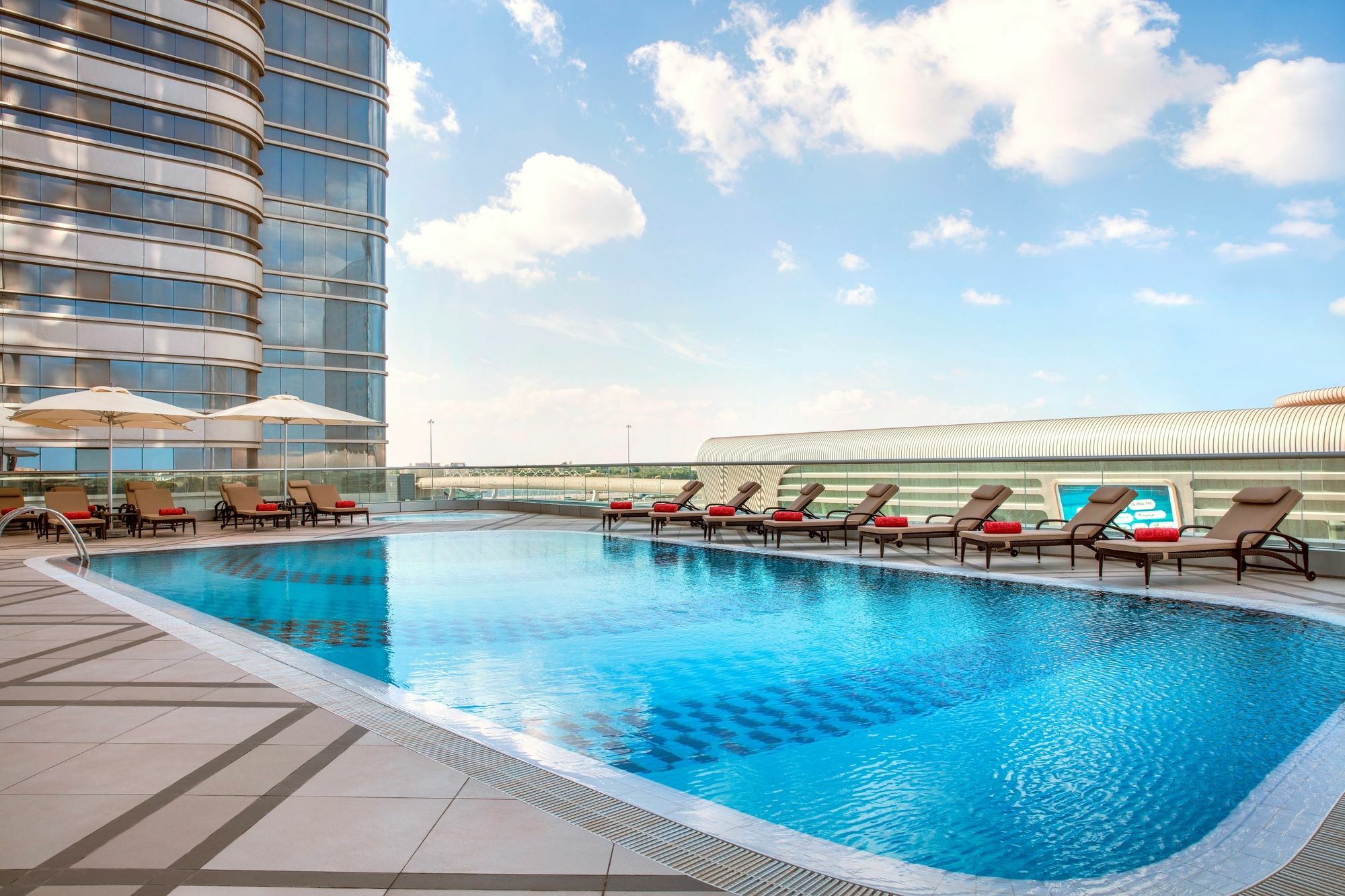 Capital Centre Arjaan By Rotana Aparthotel Абу Даби Екстериор снимка